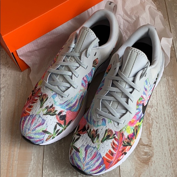 NWT Nike odyssey react floral - Picture 2 of 7